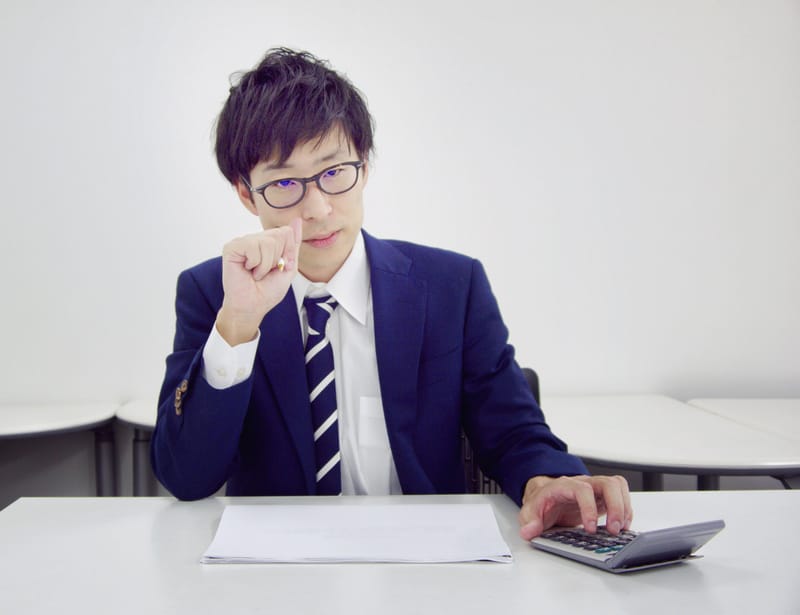 一生懸命働く社員が欲しいか、成果を出す社員が欲しいか