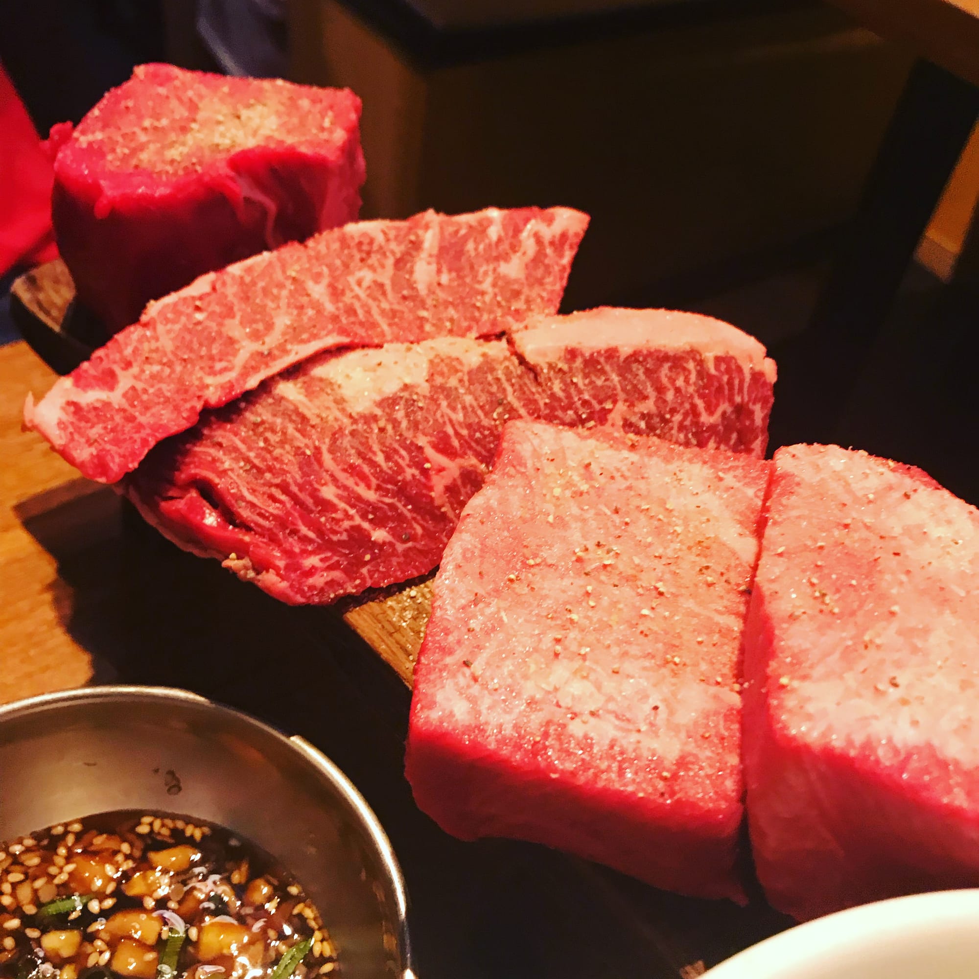 「焼肉ここから 新橋店」が控えめに言っても最高な件