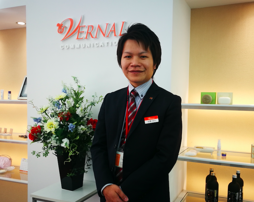 【導入事例インタビュー】株式会社ヴァーナル様「SMSでDM送付済み顧客をフォローし購買率が大幅UP！」