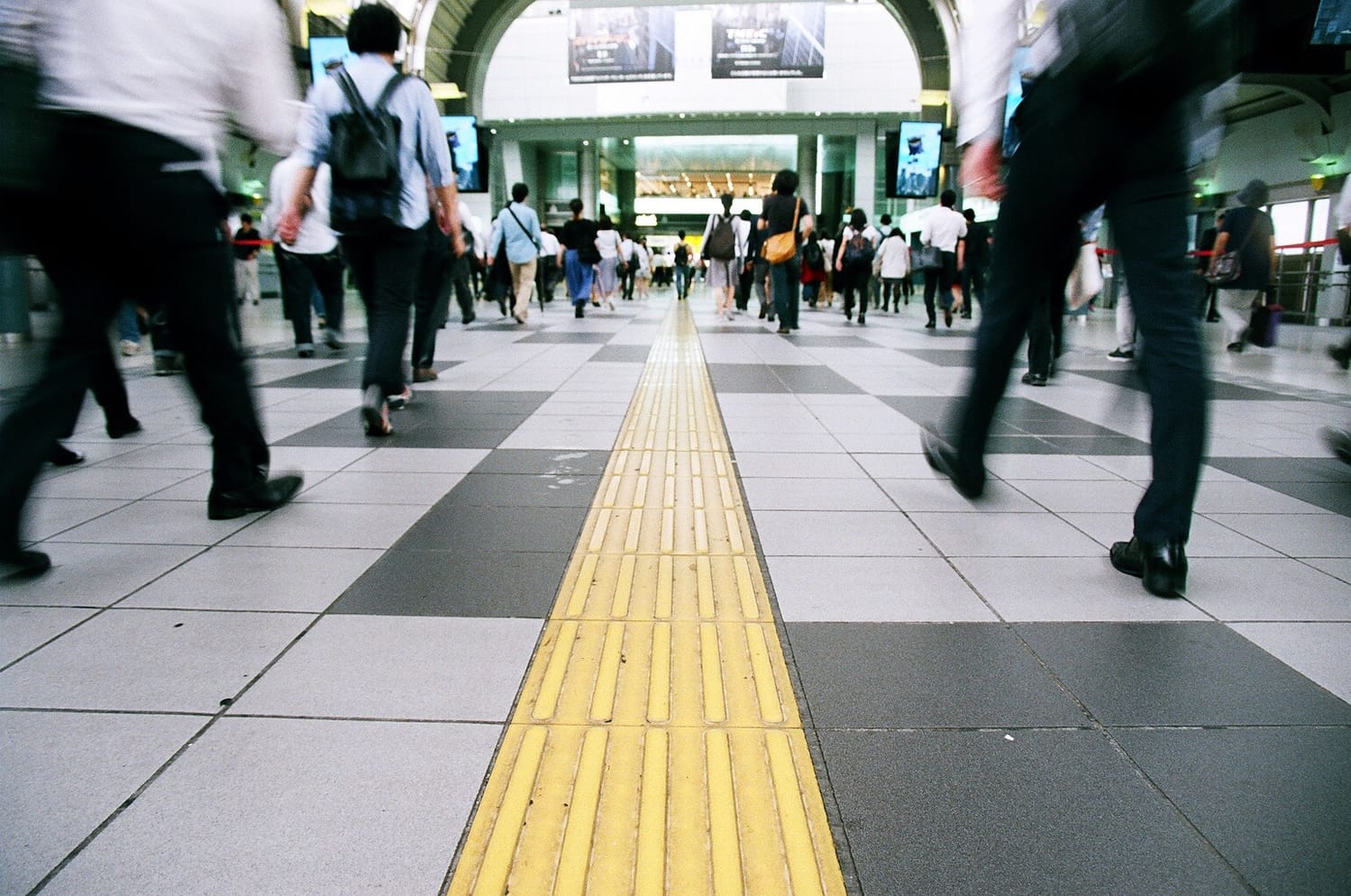 移動時間と対面顧客接点を捨てて失ったもの