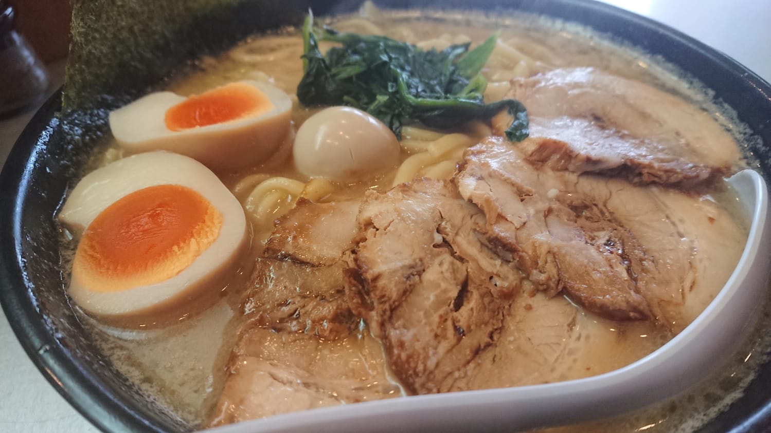 「コンビニでカップラーメンを発売する」マーケに学ぶリードジェネレーション